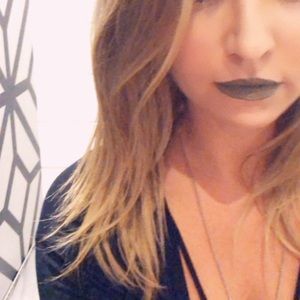 Meet your Posher, Basia